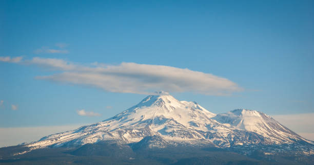 istock Mount Shasta View at the National Forest 2200771595