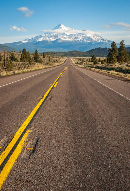 istock Mount Shasta and Roadwaya in the National Forest 2200771652