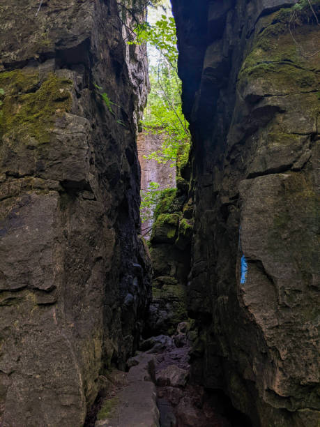 istock A crevice or corridor in the rock 2200877246