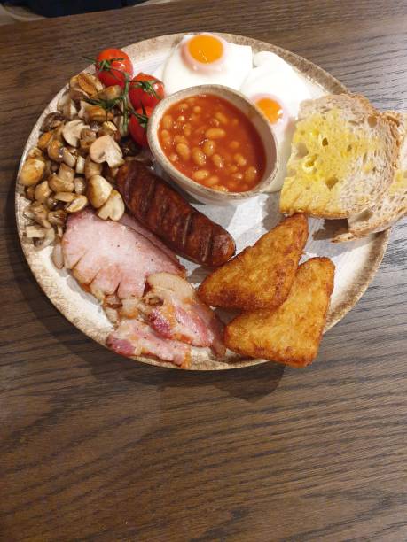 istock Traditional English breakfast 2200880015