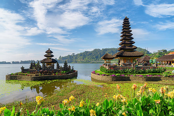 istock Ulun Danu Beratan (Pura Bratan) in Bali, Indonesia 2200976262