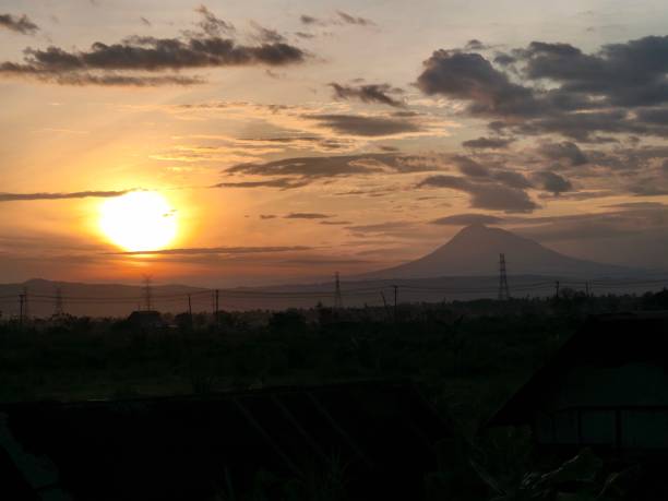 istock the sun rises right behind Mount Seulawah 2201180805