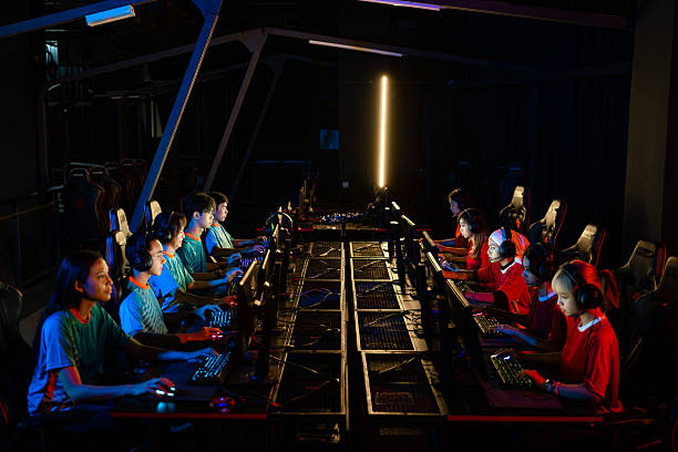 Blue and Red team competing in esport gaming