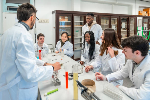 350+ Research Team In Chemistry Laboratory Asian Student With Caucasian Teacher Stock Photos, Pictures & Royalty-Free Images - iStock