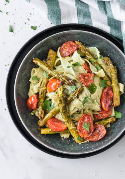 istock Spinach Fettuccine wit Asparagus 2201454588