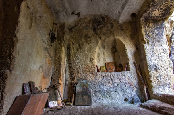 There are various datings of the temple, ranging from the 7th century, to those that place it in the 8th/9th centuries.