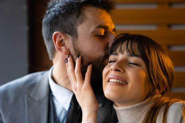 istock Kisses on the head 2201551372