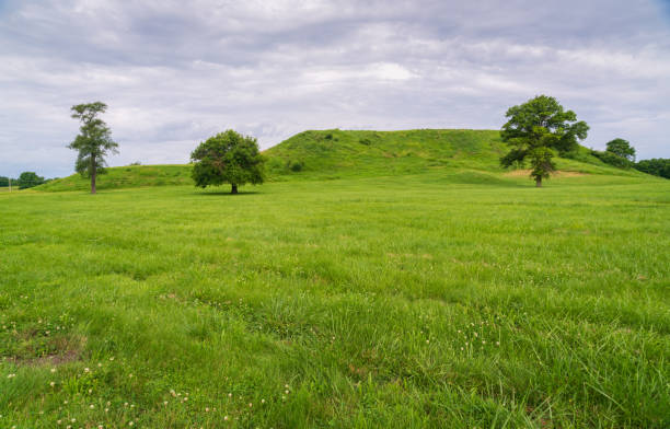 istock View of Cahokia Mounds State Historic Site 2201678083