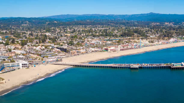 istock Santa Cruz California 2201687137