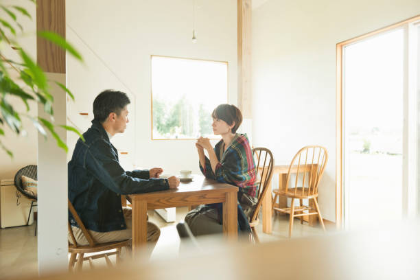 istock Middle-aged couple in a restaurant 2201834762