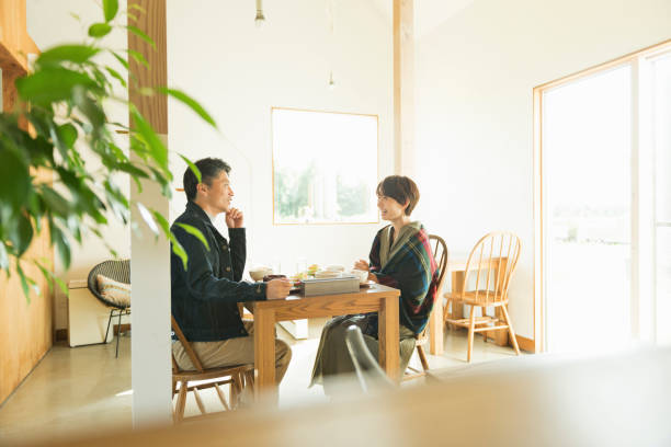 istock Middle-aged couple in a restaurant 2201834984