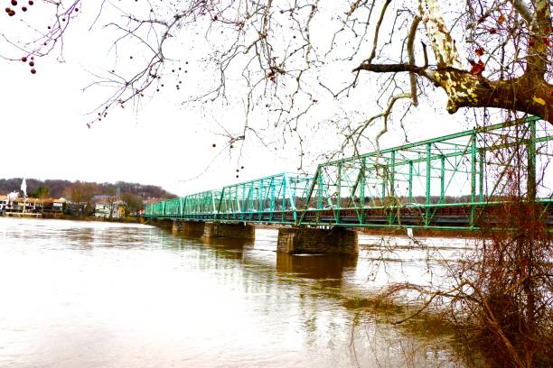 istock New Hope - Lambertville Bridge 2202027124