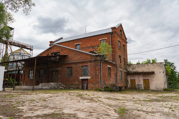 istock old abandoned brick warehouse or small factory 2202029475