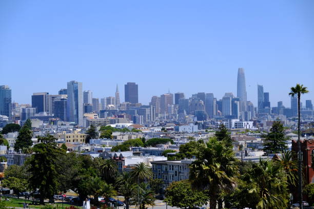 istock Sky and buildings in San Fransisco 2202106051