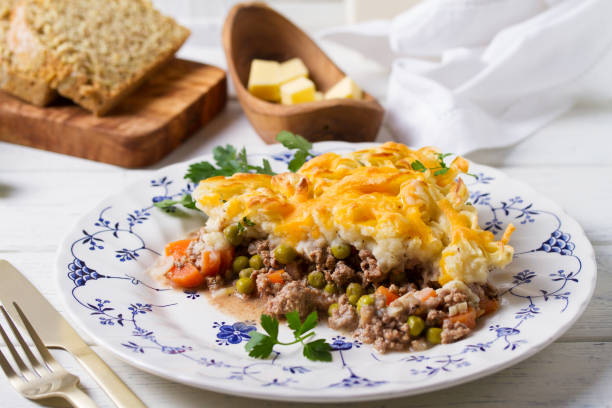 Empadão de Carne Louca Cremoso: Sabor em Família! - receita deliciosa profissional - passo 3