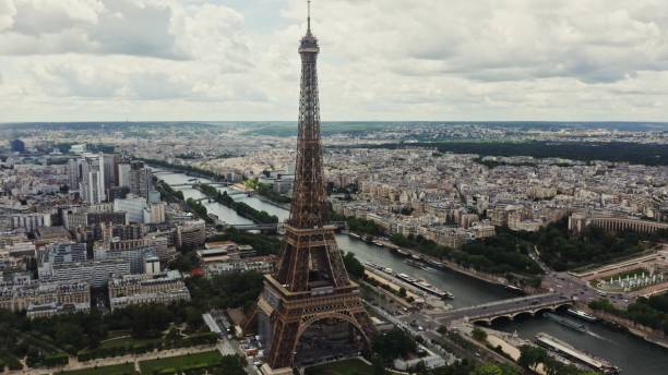 istock Close-up of the Eiffel Tower during restoration 2202174088