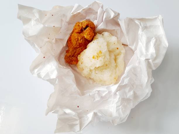 Food in paper to reduce plastic use.