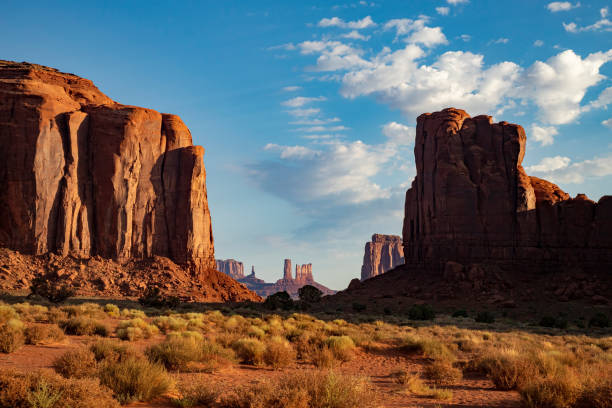 istock Monument Valley, Tribal Park 2202281382