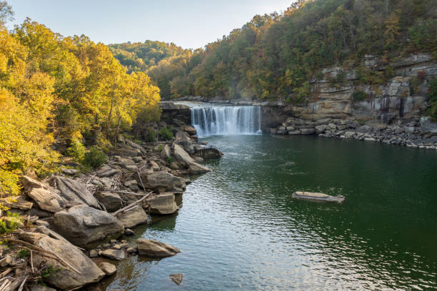 istock Cascade at Cumberland Falls State Resort Park 2202441991
