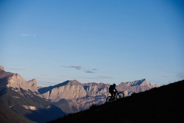 istock Sunrise E-Bike Mountain Bike Ride 2202531471