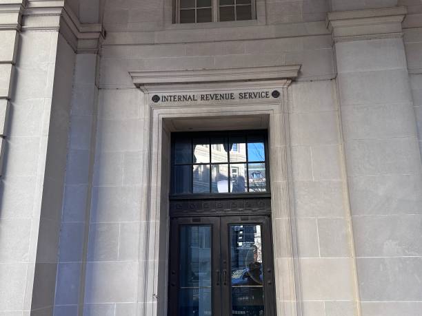 istock Internal Revenue Service, Washington DC Offices 2202569165