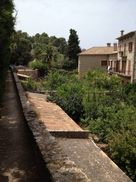 istock Spain. City streets. Green areas. 2202672213