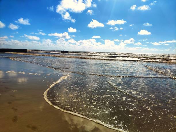 istock Awakening over the sea 2202737107