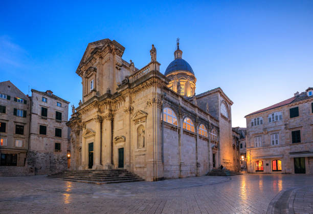 istock Church in Dubrovnik 2202924202