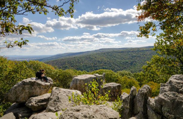 istock Overlook at Catoctin Mountain Park 2202984391