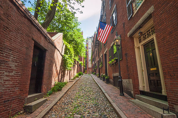 istock Acorn Street in Boston, Massachusetts 2202991177