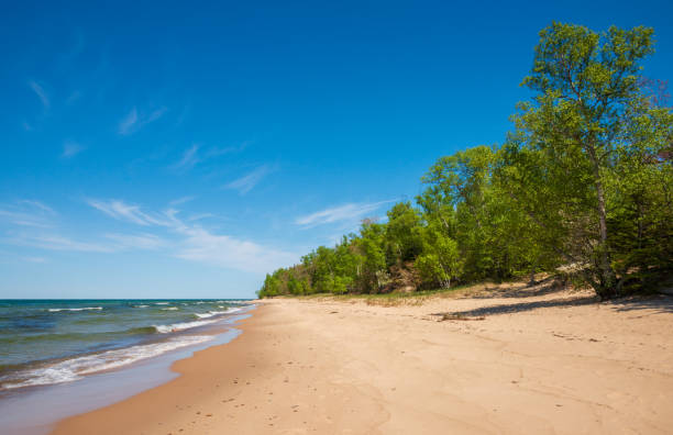 istock Twelvemile Beach at Pictured Rocks National Lakeshore 2203001614