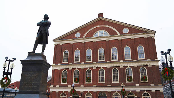 istock Faneuil Hall Marketplace 2203051017