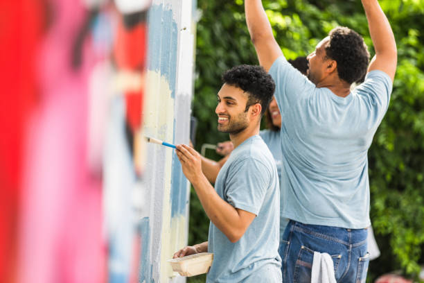 istock Community Teamwork: Painting a Mural Together 2203108644
