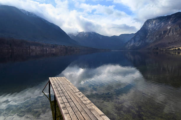 istock Lake Bohinj in winter 2203115754