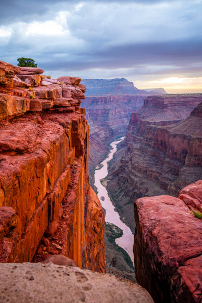 istock Grand Canyon Sunrise 2203184817