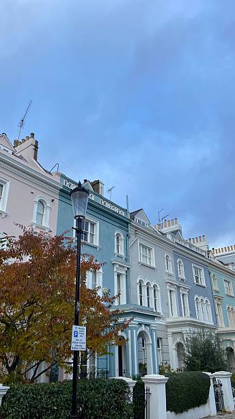 istock Notting Hill colorful houses 2203243264