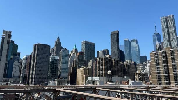istock Dynamic NYC street view from Brooklyn Bridge 2203280364