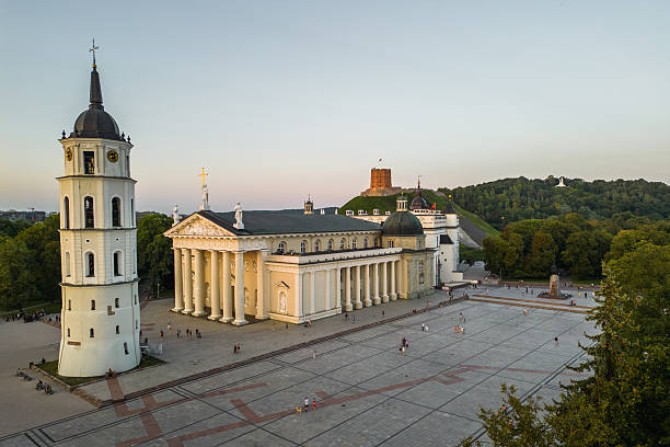istock Vilnius Cathedral With Bell Tower and Gediminas Castle 2203415316