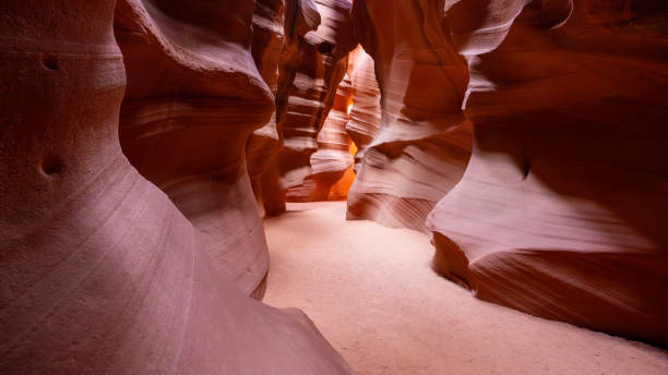 istock Antelope Canyon Abstract Maze Cave 2203508039