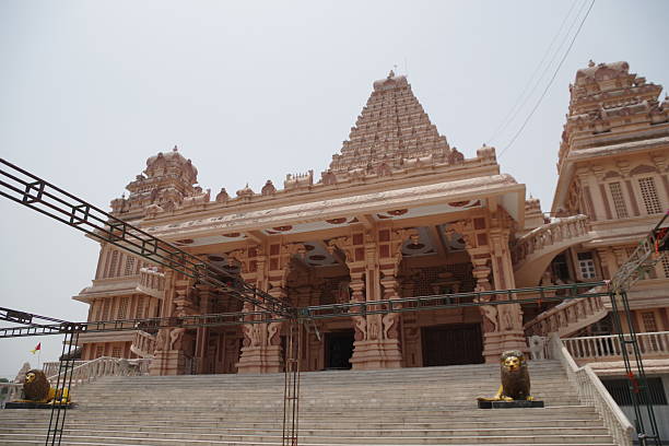 istock Shri Aadya Katyayani Shaktipith Mandir in Delhi 2203530954