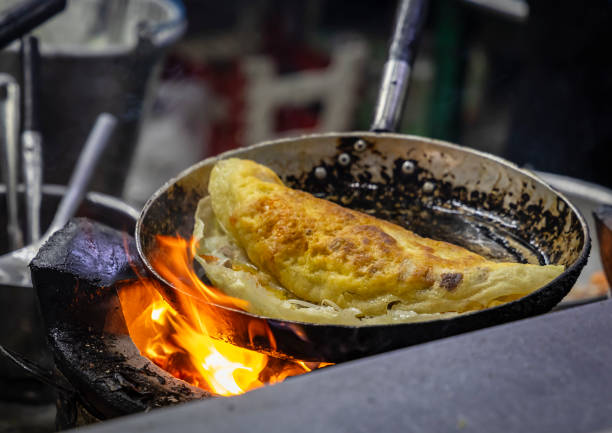 istock Ban Xeo - Vietnamese Pancake 2203542713