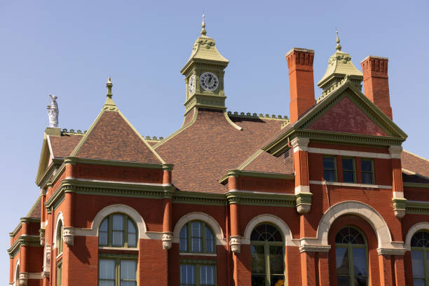 istock Ottawa, Kansas Franklin County Courthouse 2203546664