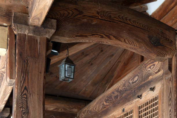 ceiling structure and lamp in the traditional Korean building