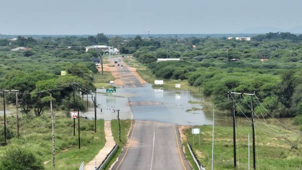istock Tlokweng bridge flood 2203555067