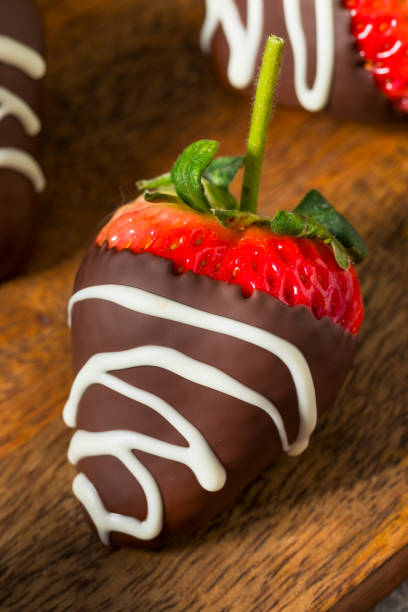 istock Homemade Chocolate Covered Strawberries 2203616918