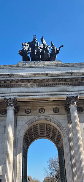 istock Wellington Arch, London 2203646350
