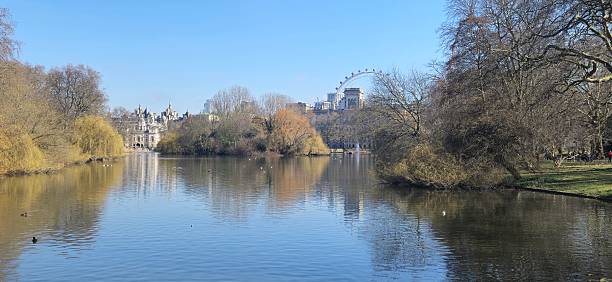 istock Pond in St. James's Park from the Blue Bridge 2203646388