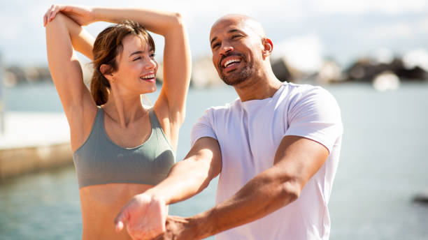 istock Fun Fitness Duo Stretching 2203712669