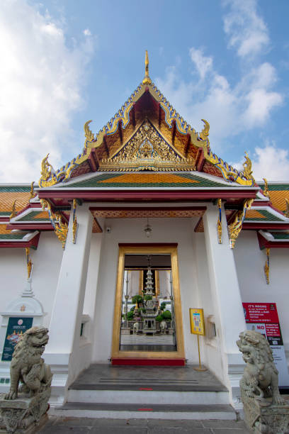 istock Wat Suthat Thepwararam Bangkok 2203863546