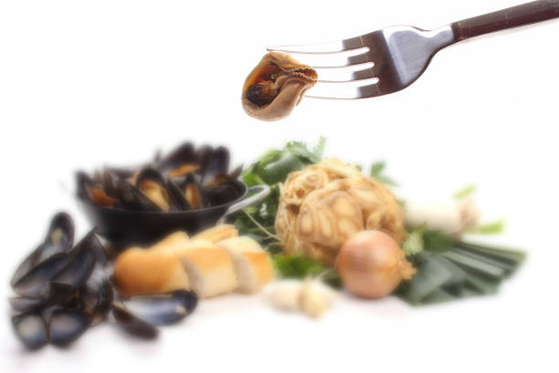 Ingredients for preparing a meal of blue mussels